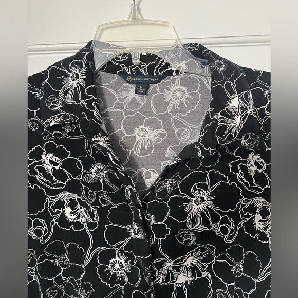 Brooks Brothers floral wrap dress - Picture 3 of 12